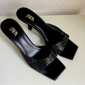 Zara black slip on mules like new